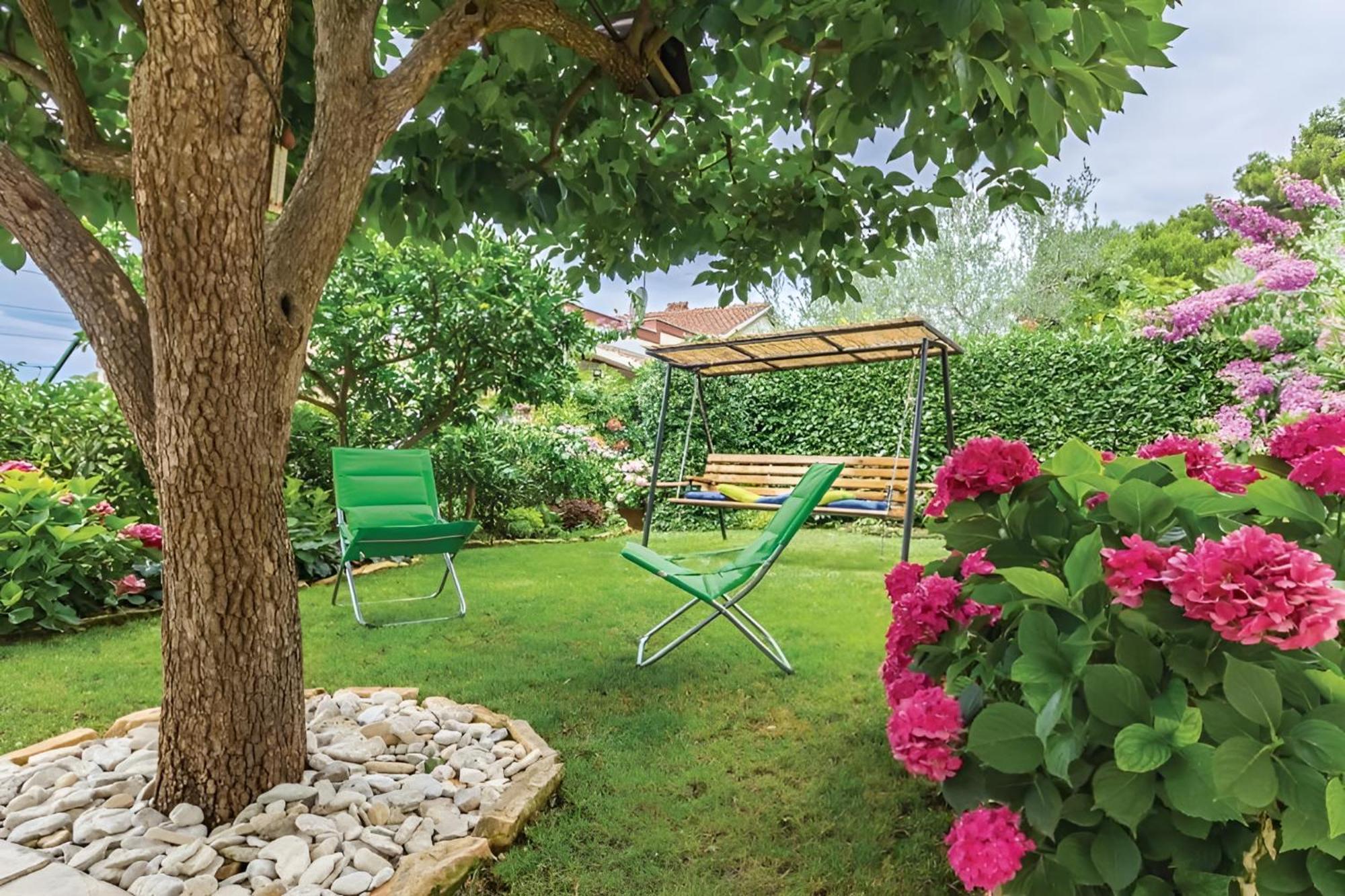 Modern And Elegant In A Quiet Part Of Appartamento *